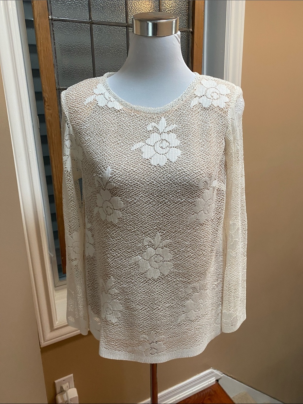 Women's Cream Floral Knit Lined Long-Sleeve Top